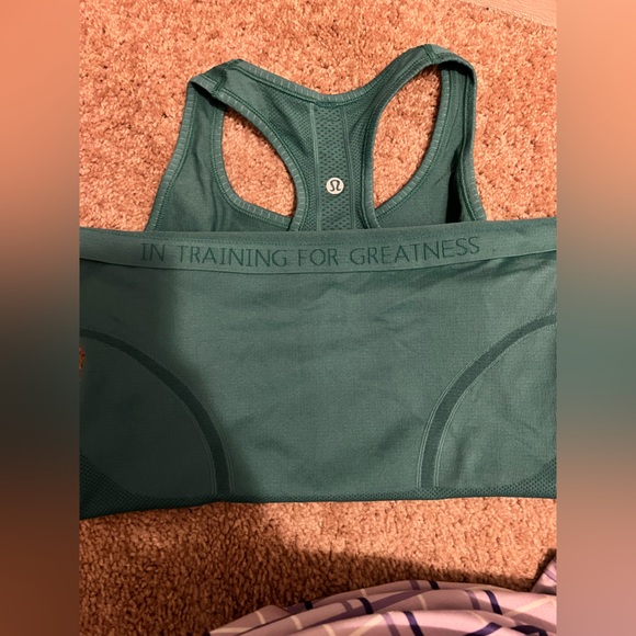 Lululemon Swiftly Tech Racerback Gym/Workout/Activewear top - Picture 6 of 7